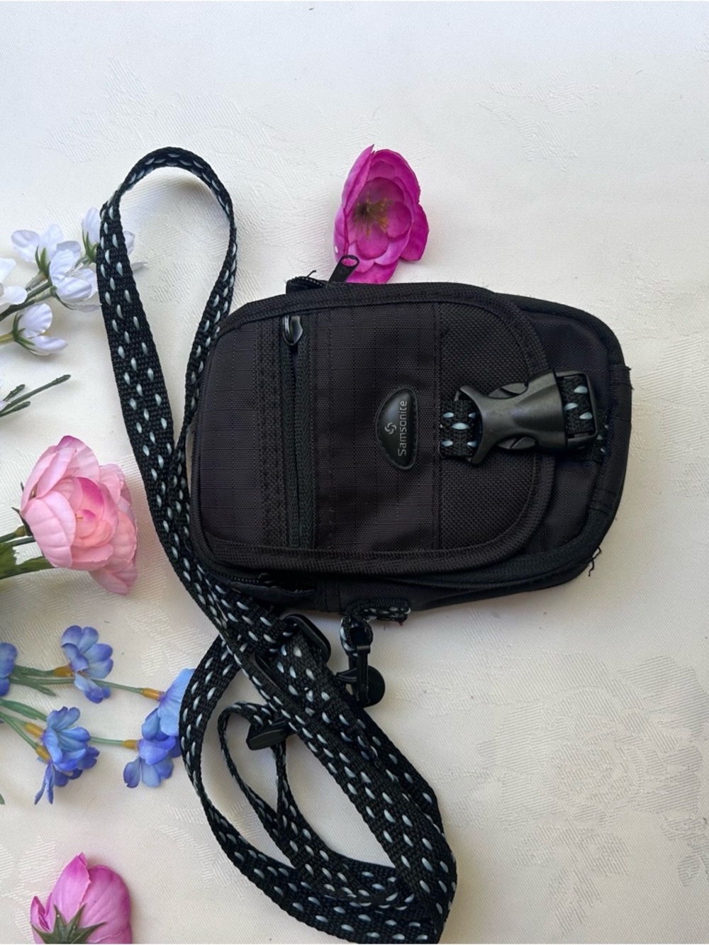 Samsonite Black Nylon Crossbody Pouch with Patterned Adjustable Strap  (Max 51”)